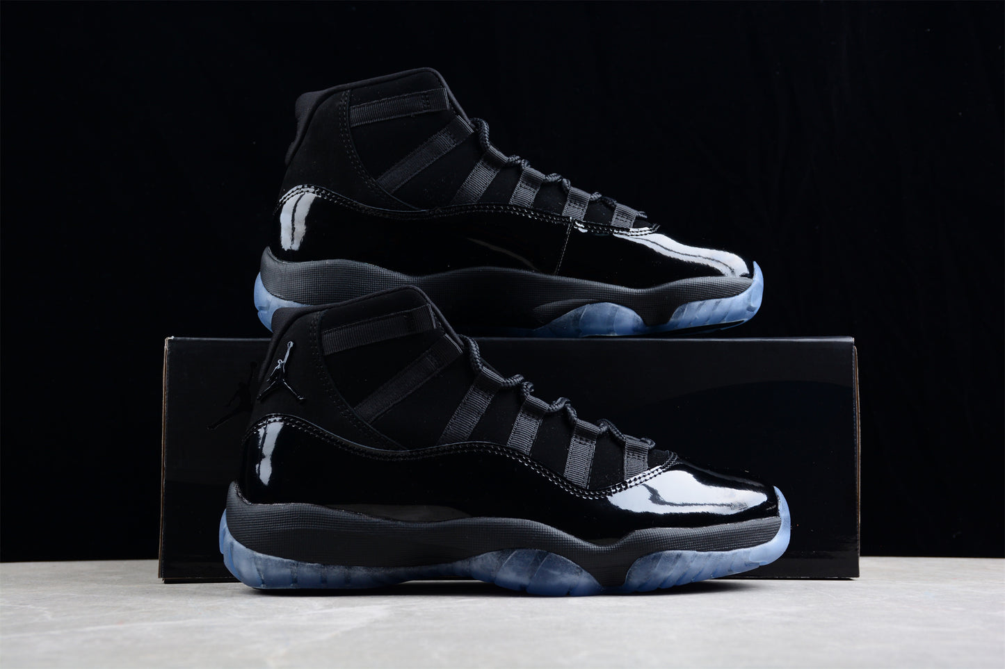 Air Jordan 11“Cap and Gown”AJ11 378037-005