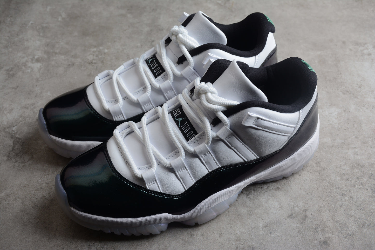 Air Jordan 11 Low " Easter " AJ11 528895-145