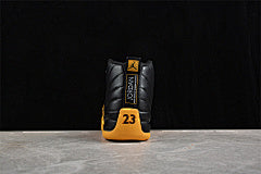 Air Jordan 12 Retro "University Gold" – AJ12 130690-070