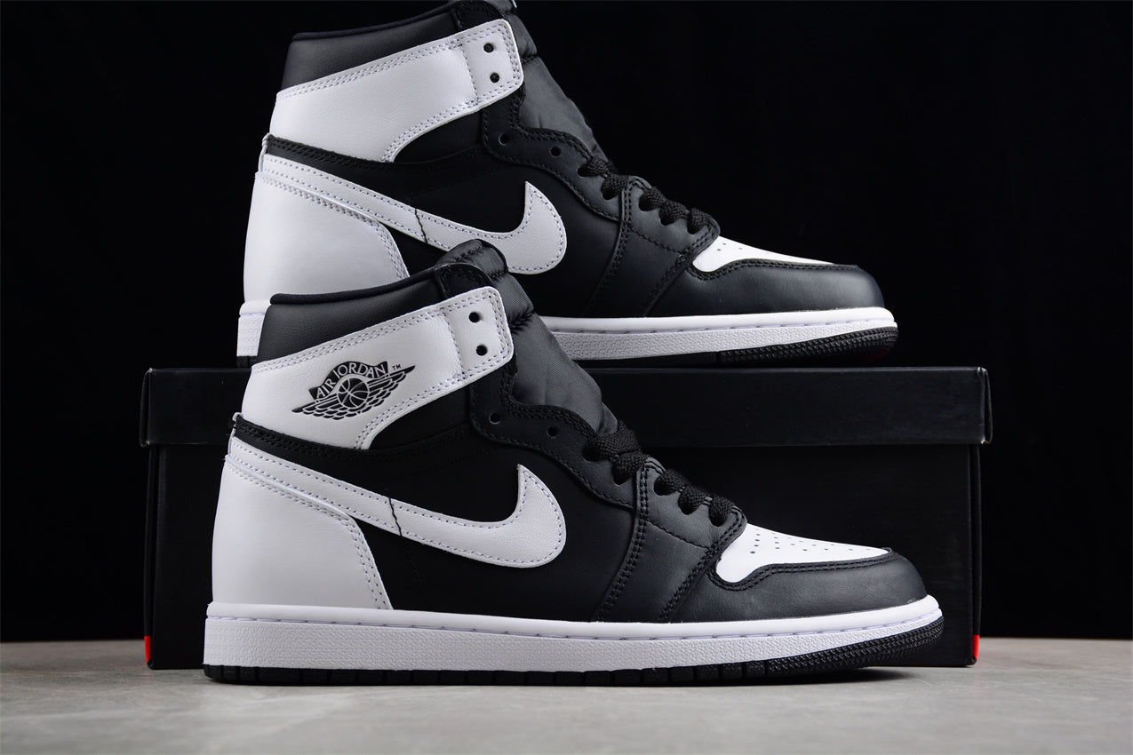 Air Jordan 1 High OG "Reverse Panda" AJ1 DZ5485-010