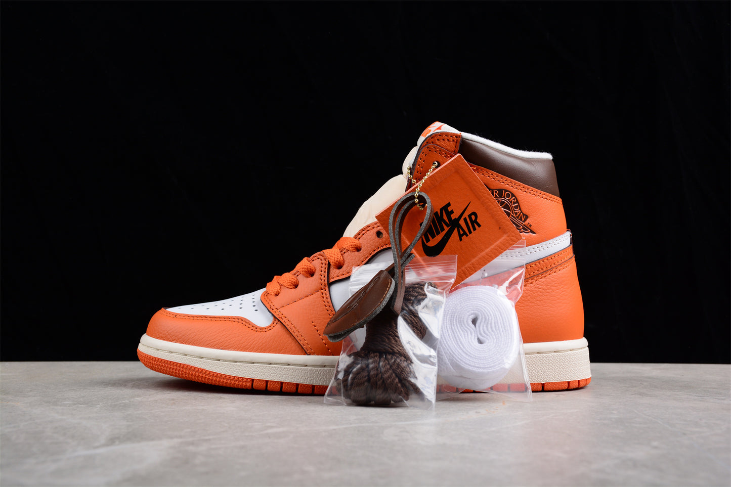 Air Jordan 1 High OG "Starfish" DO9369-101