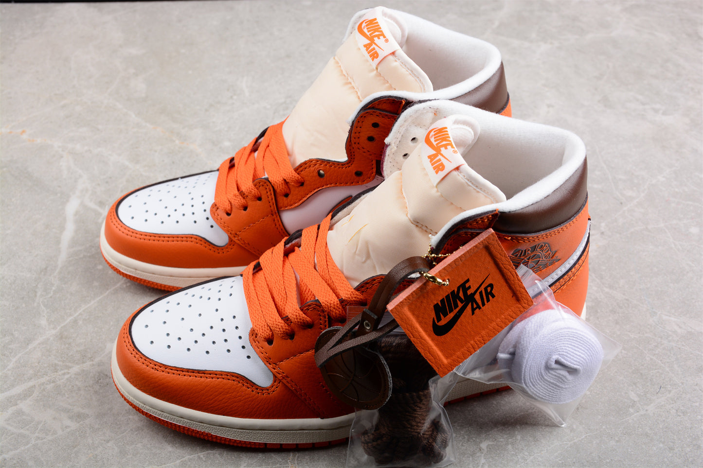 Air Jordan 1 High OG "Starfish" DO9369-101