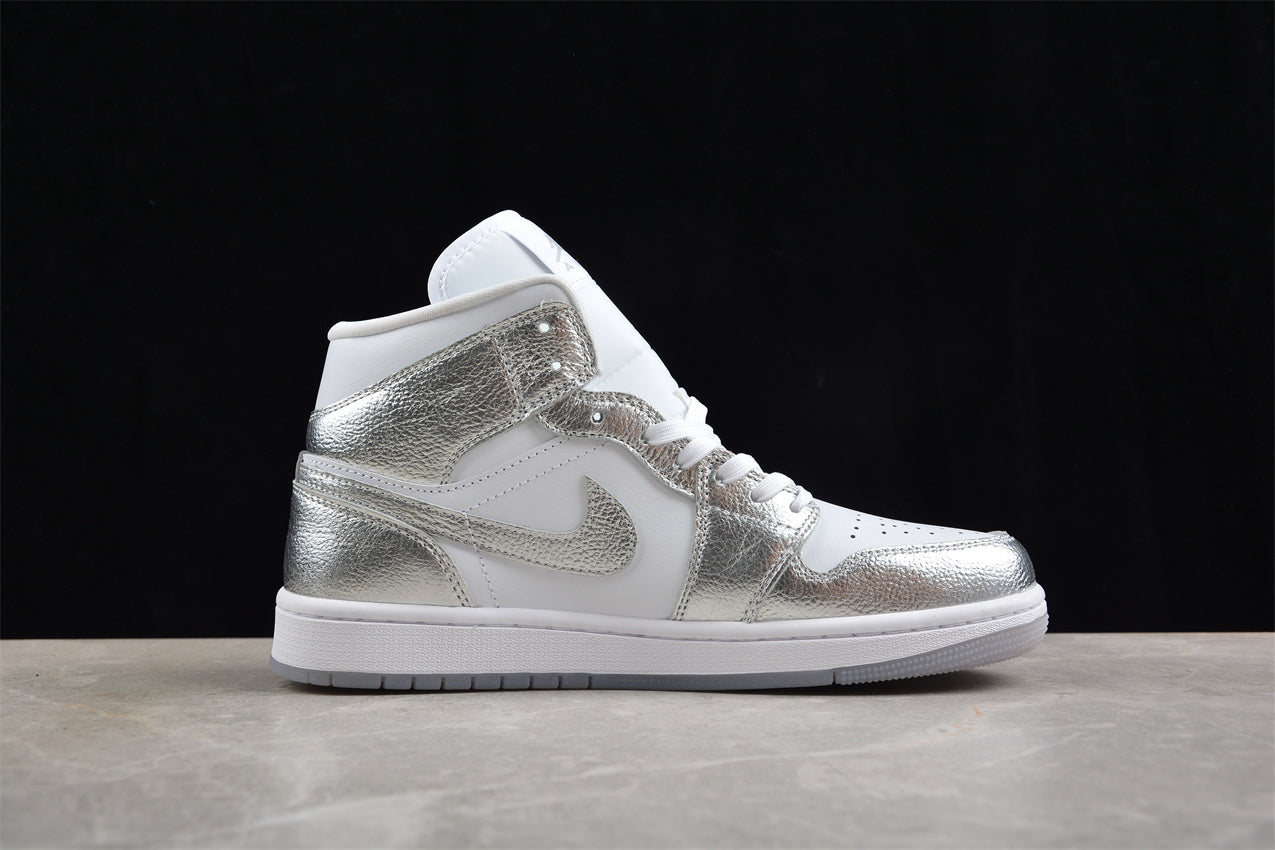 Air Jordan 1 Mid AJ1