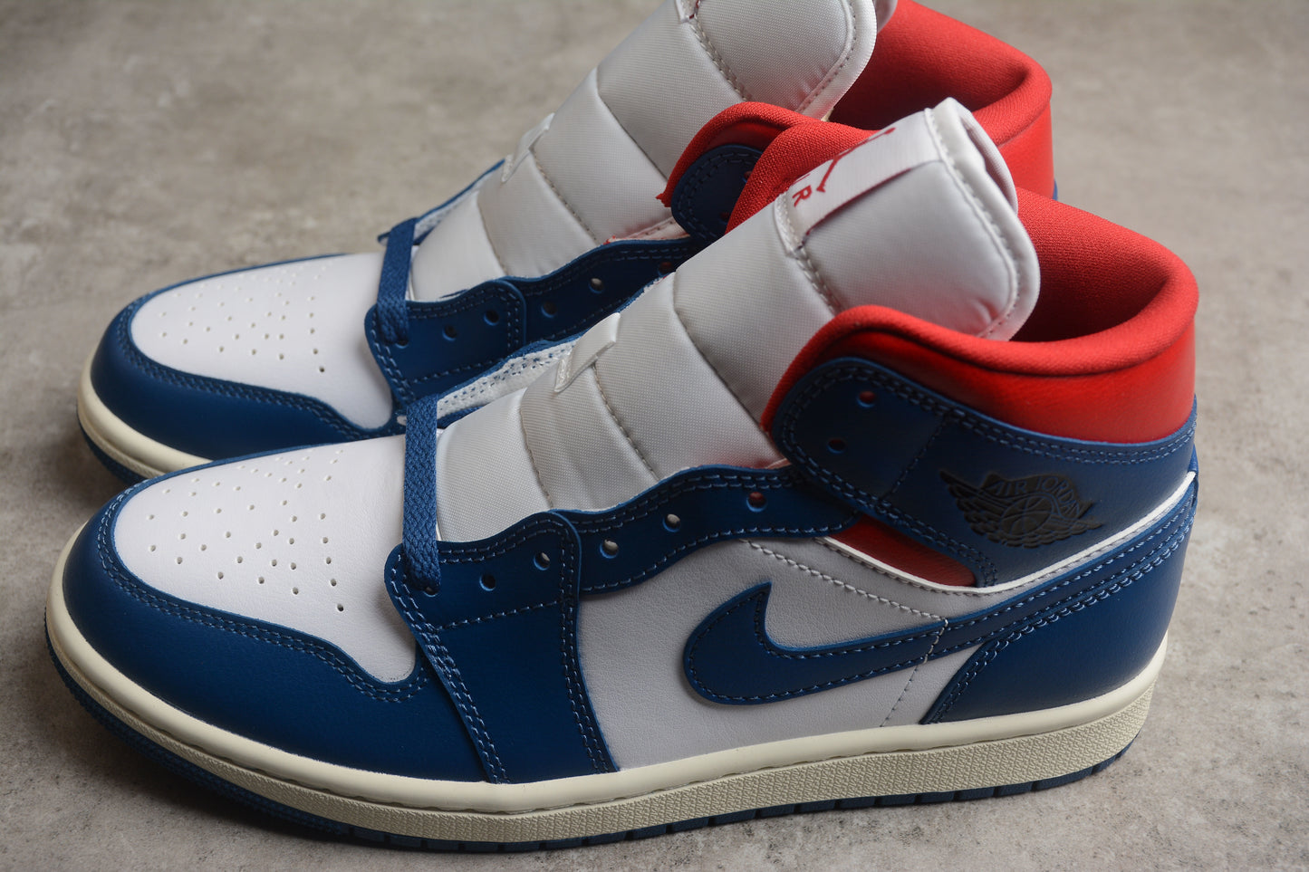Air Jordan 1 Mid "French Blue" AJ1 BQ6472-146