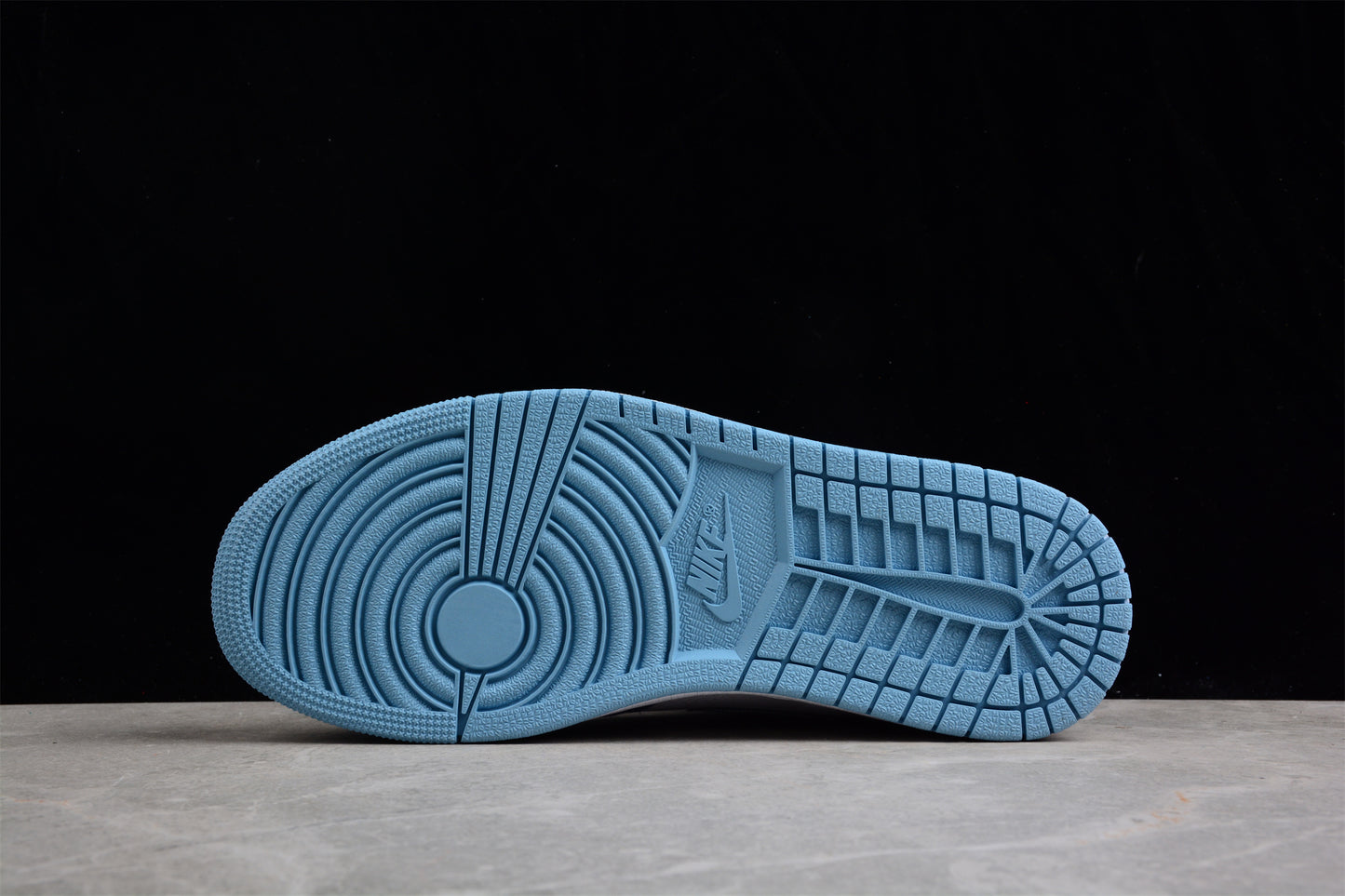 Air Jordan 1 Retro WMNS “Denim” DM9036 104WL