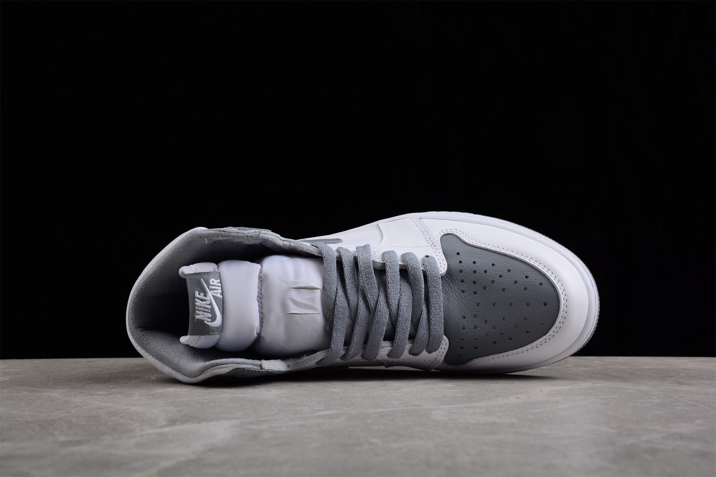 Air Jordan 1 " Stealth " AJ1 555088-037