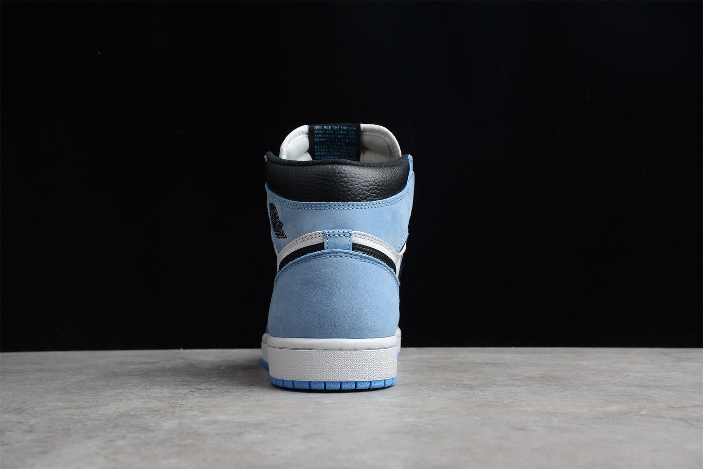 Air Jordan 1 " University Blue " R28 555088-134