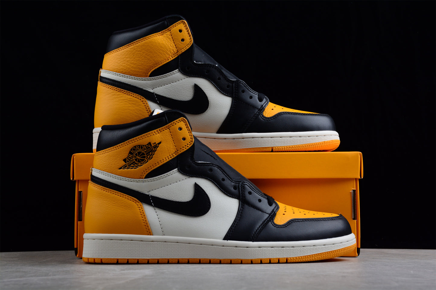 Air Jordan 1 " Yellow Toe " AJ1 555088-711