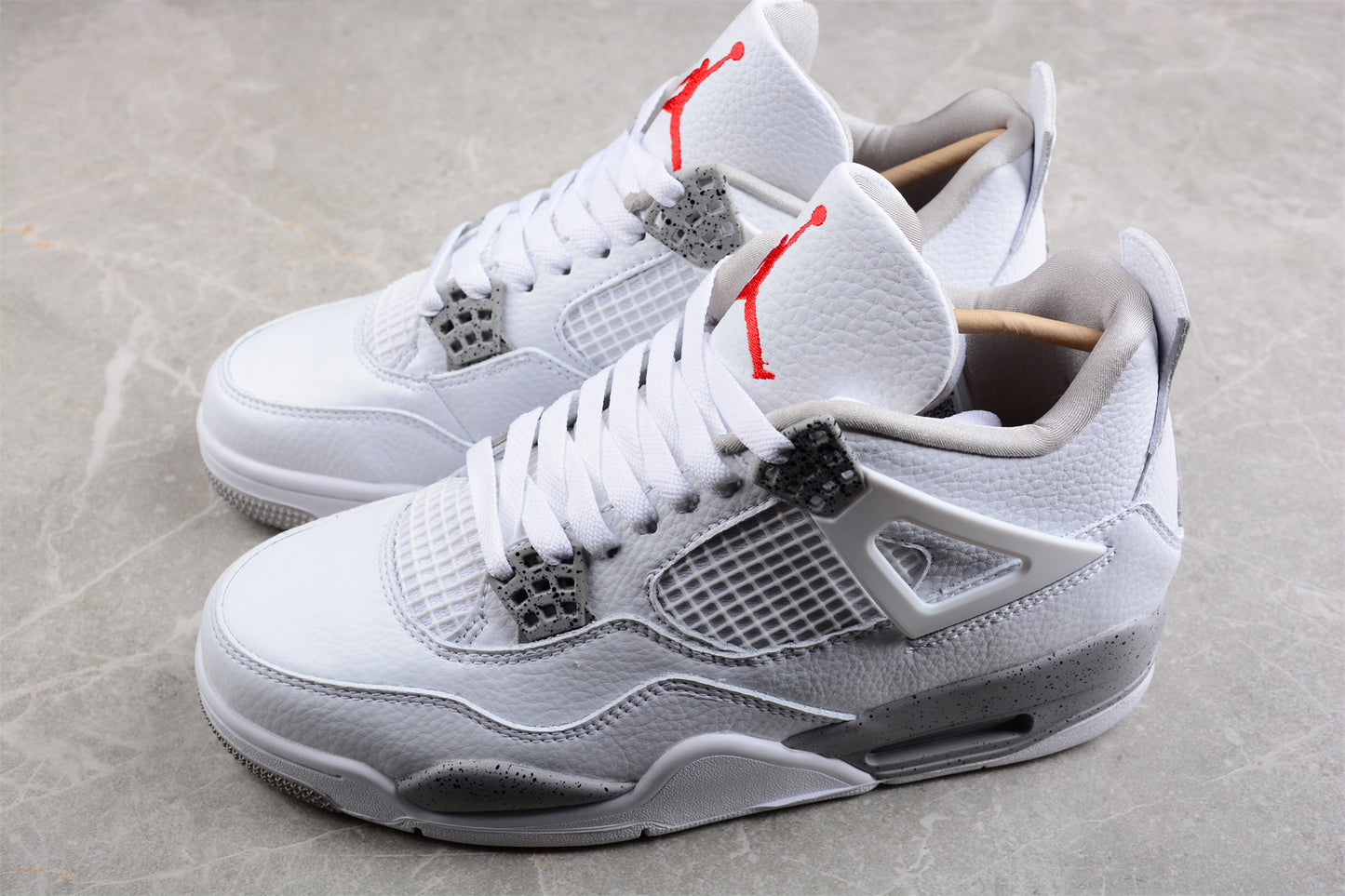 Air Jordan 4 Retro "White Oreo CT8527-100