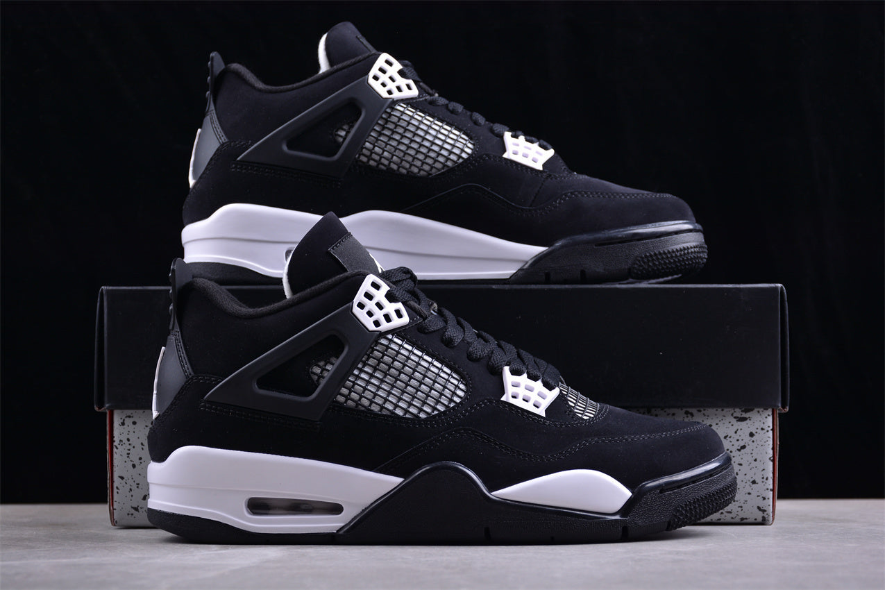 Air Jordan 4 Retro "White Thunder" – AJ4 FQ8138-001