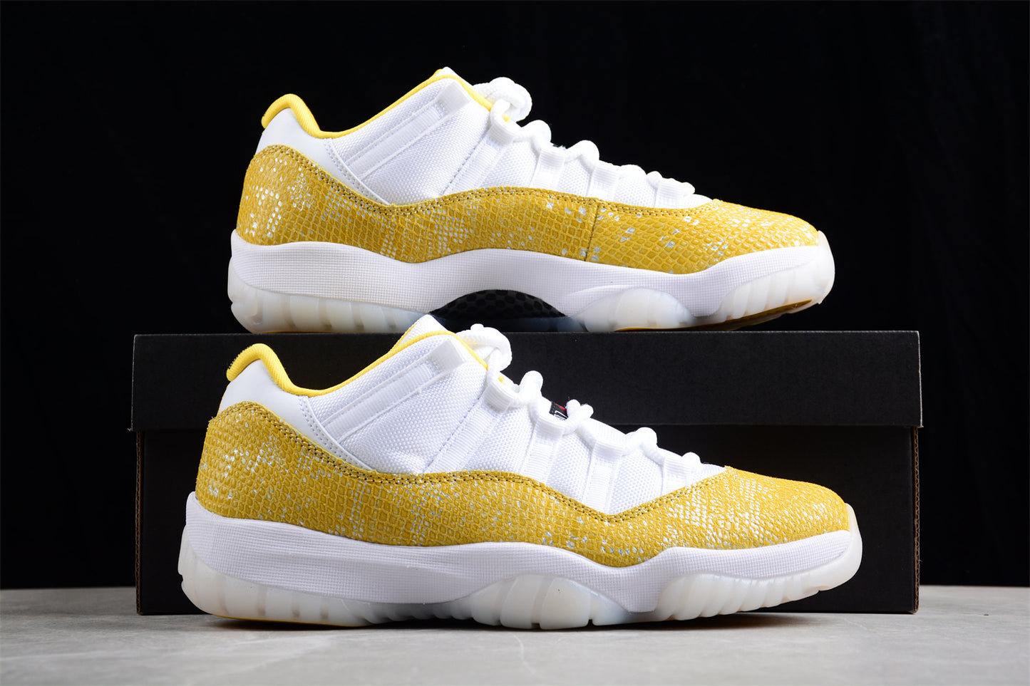 Air Jordan AJ11 Low SE "Yellow Snakeskin" AJ11 AH7860-107