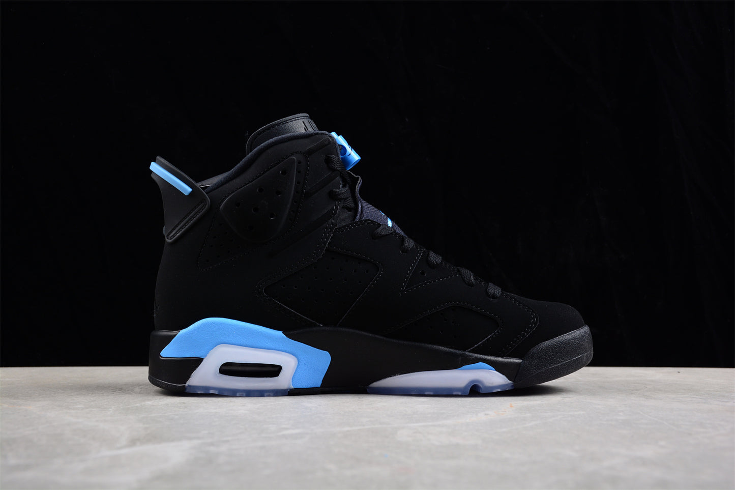 Air Jordan "University Blue" AJ6 384664-006