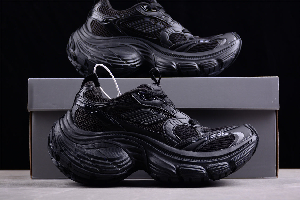 Balenciaga 10XL W2MV10231