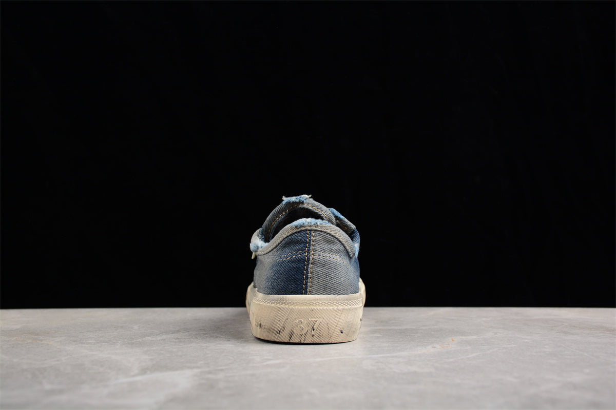 Balenciaga 22 PARIS Summer Low-top shoes