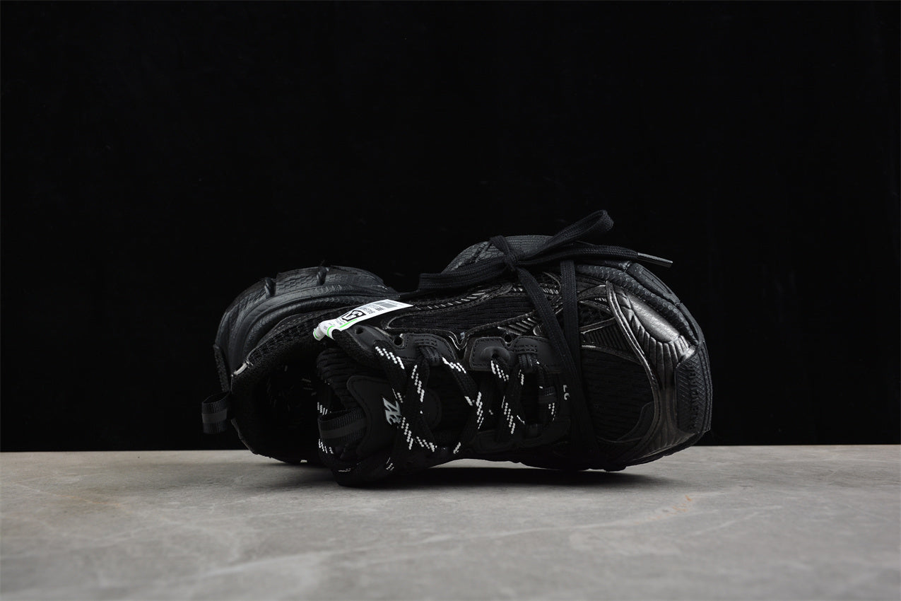 Balenciaga Phantom Sneaker 3XL W2RC60203