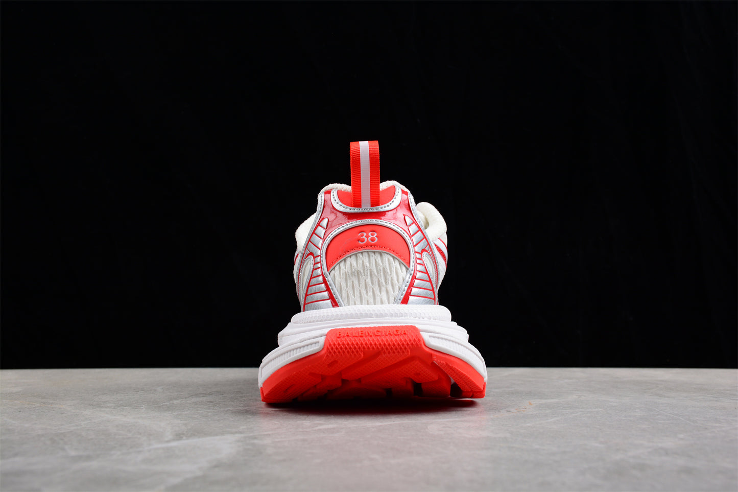 Balenciaga Phantom Sneaker W1RB5 0102