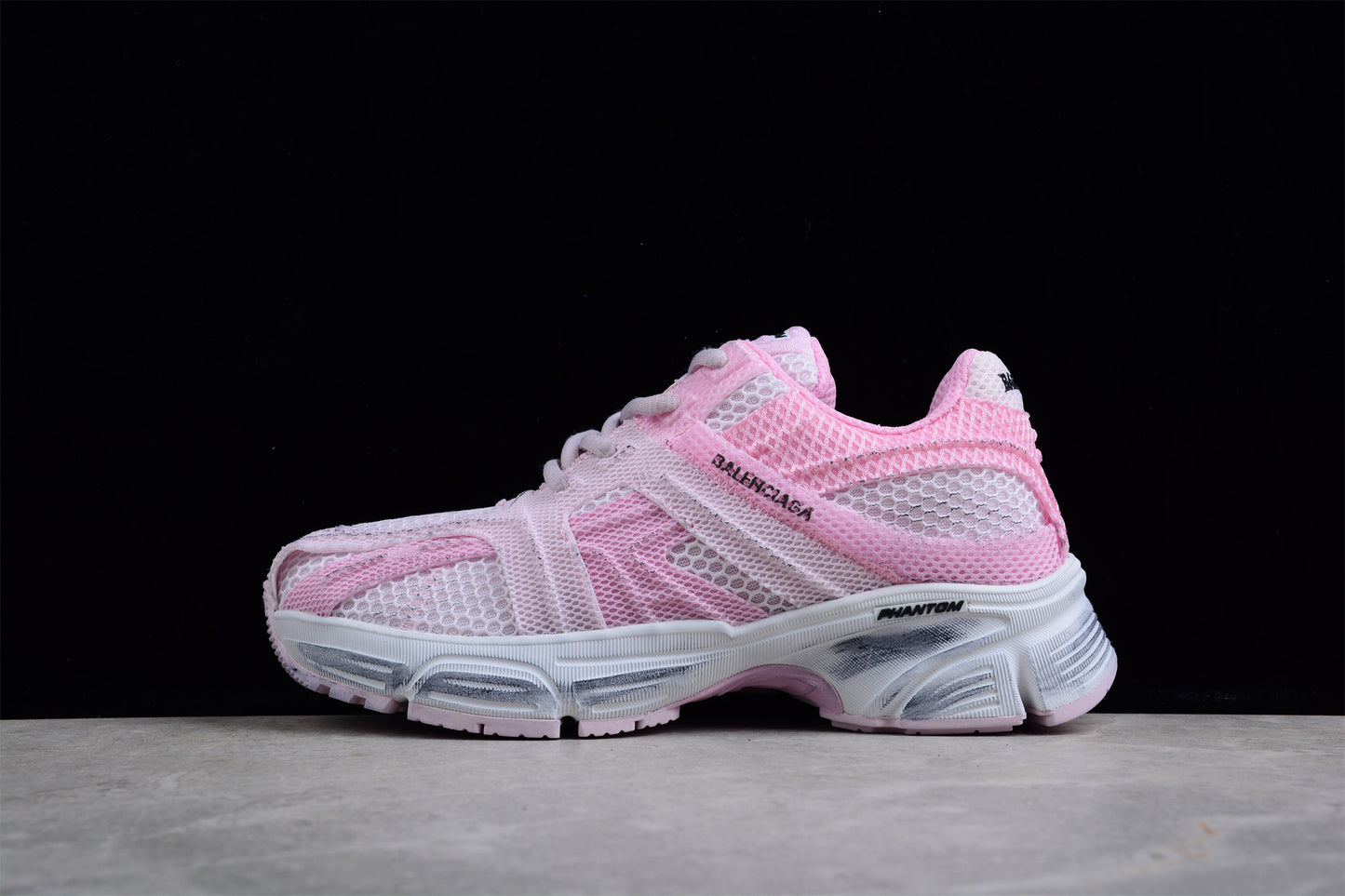 Balenciaga Phantom Sneaker W2E915390