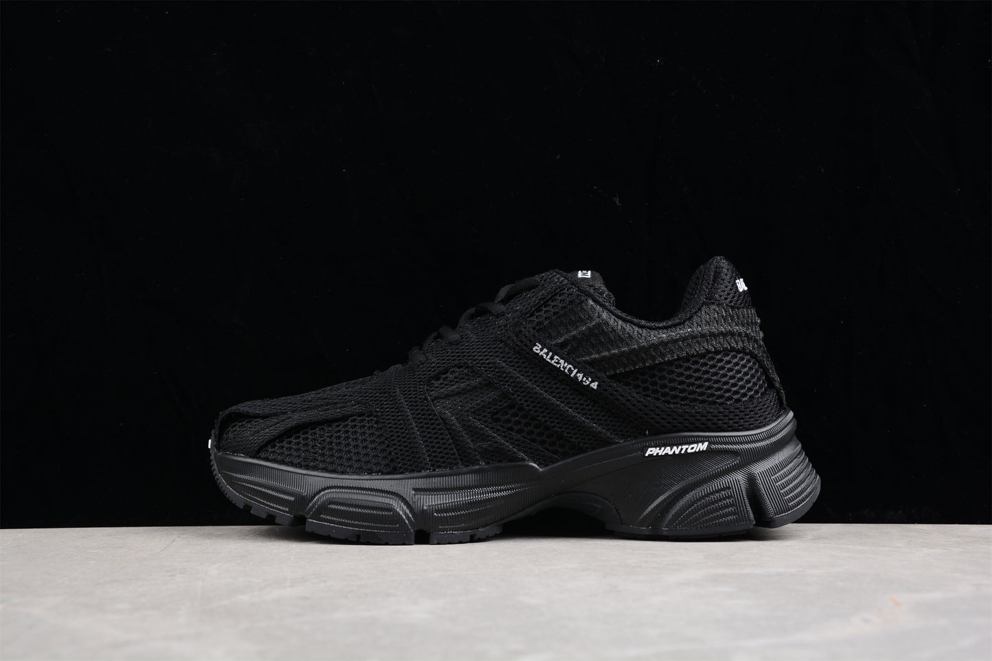 Balenciaga Phantom Sneaker W2E921000