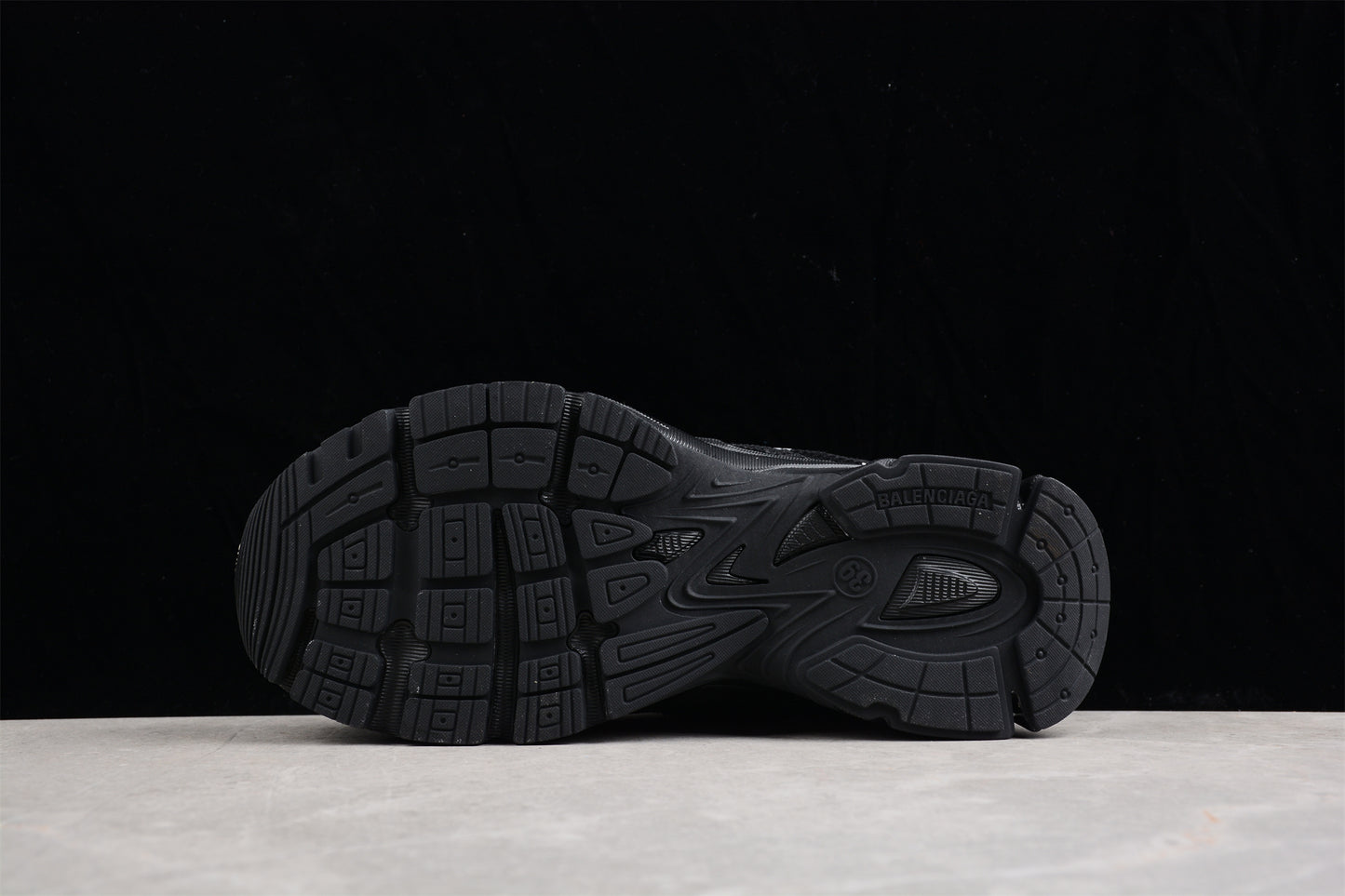 Balenciaga Phantom Sneaker W2E921000