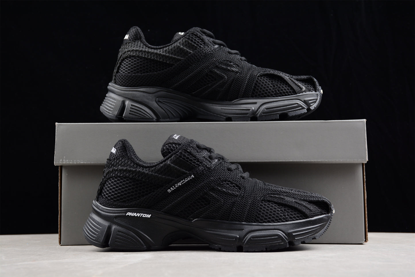 Balenciaga Phantom Sneaker W2E921000