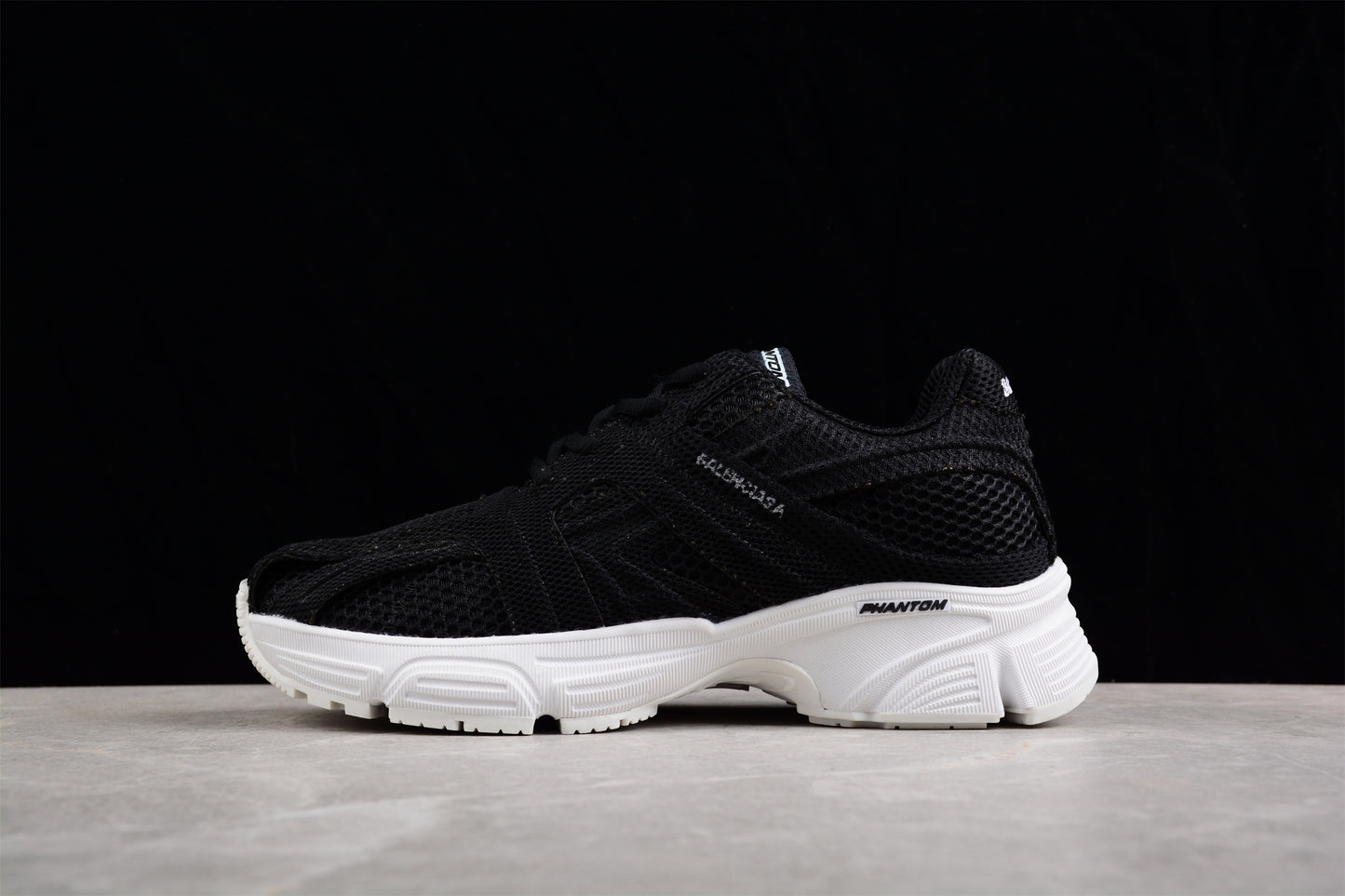 Balenciaga Phantom Sneaker W2E961090