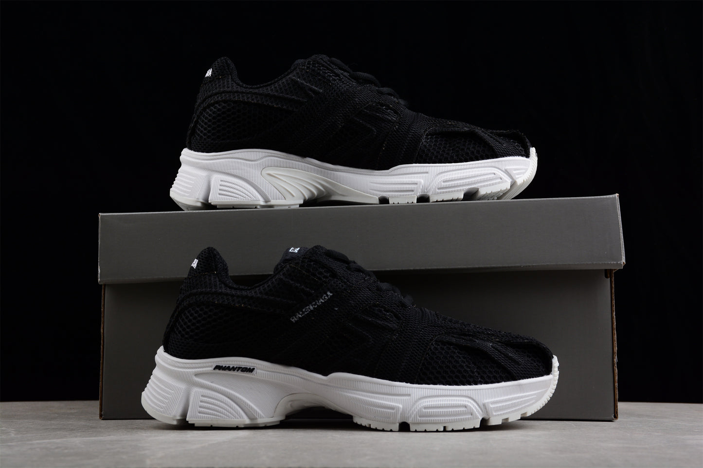 Balenciaga Phantom Sneaker W2E961090