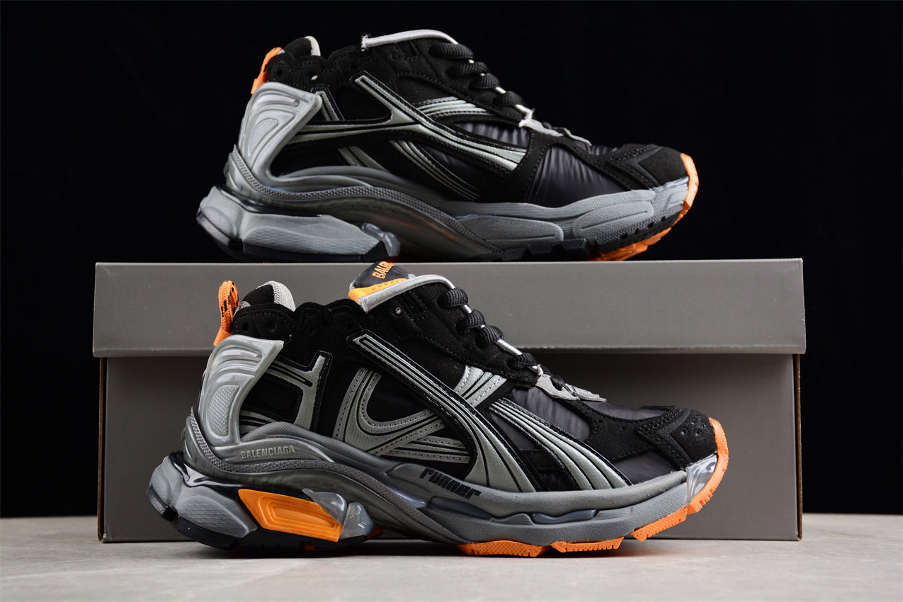 Balenciaga Runner 7.5 W3RNY4018
