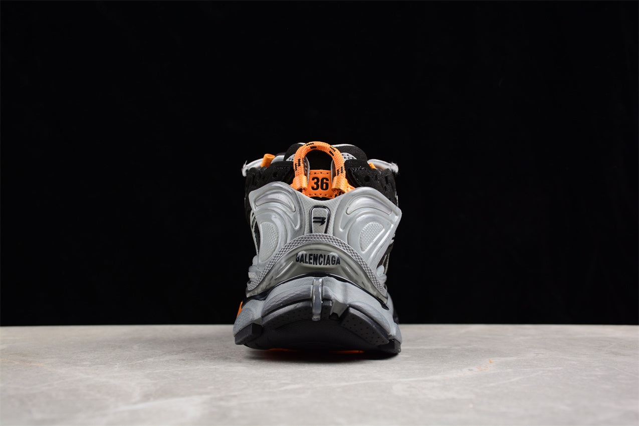 Balenciaga Runner 7.5 W3RNY4018