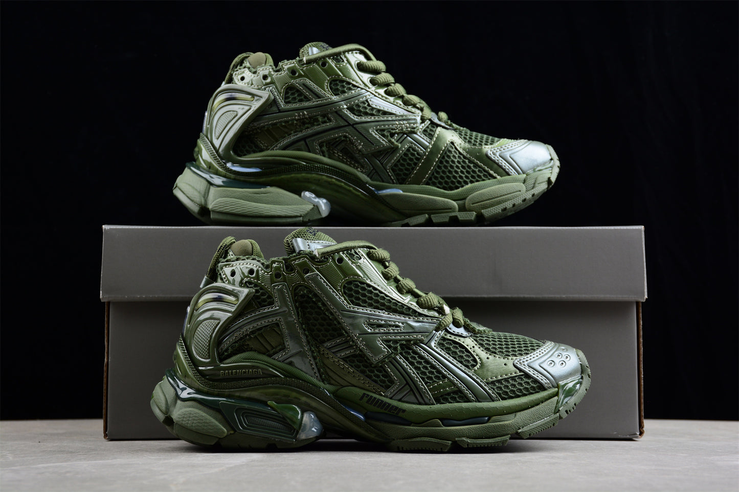 Balenciaga Runner Kith Four.Color 7.0 21ss W1RN32025