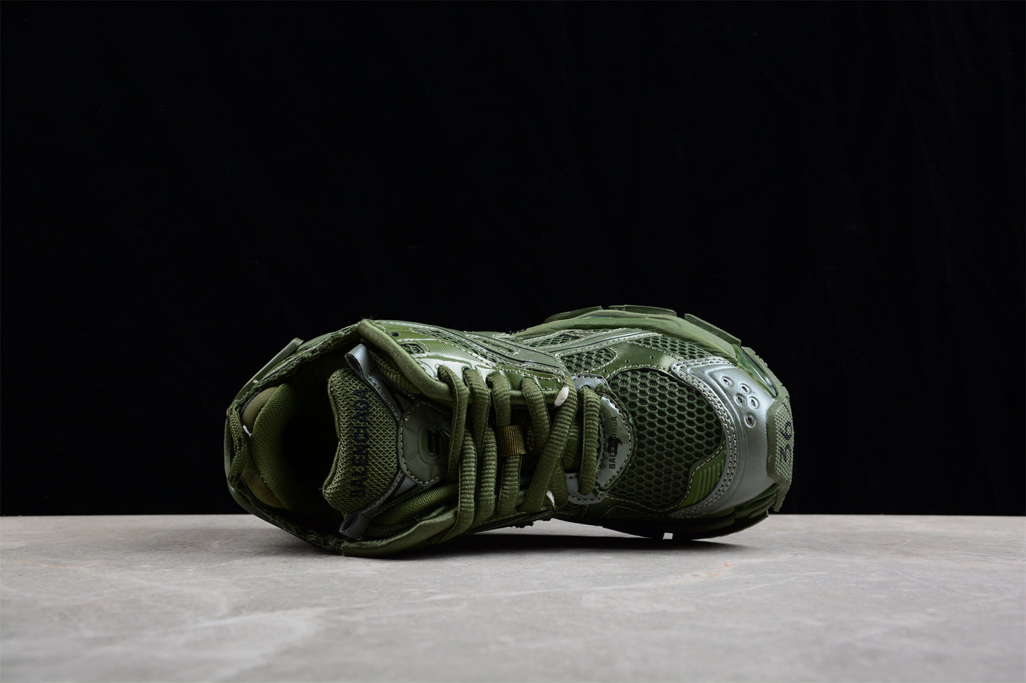 Balenciaga Runner Kith Four.Color 7.0 21ss W1RN32025