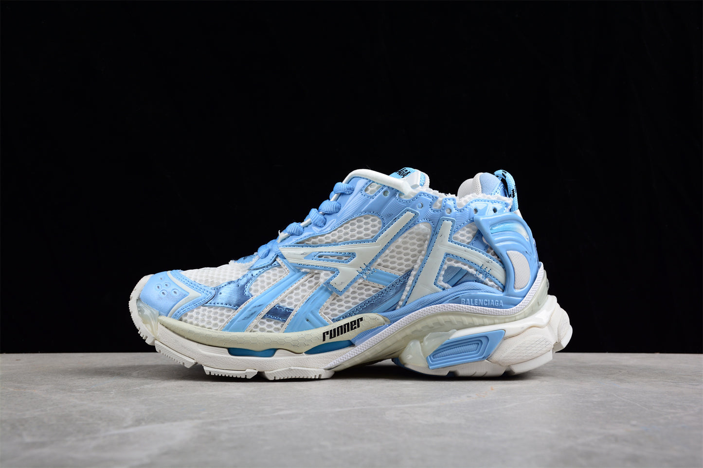 Balenciaga Runner Kith Four.Color 7.0 21ss W3RB29744