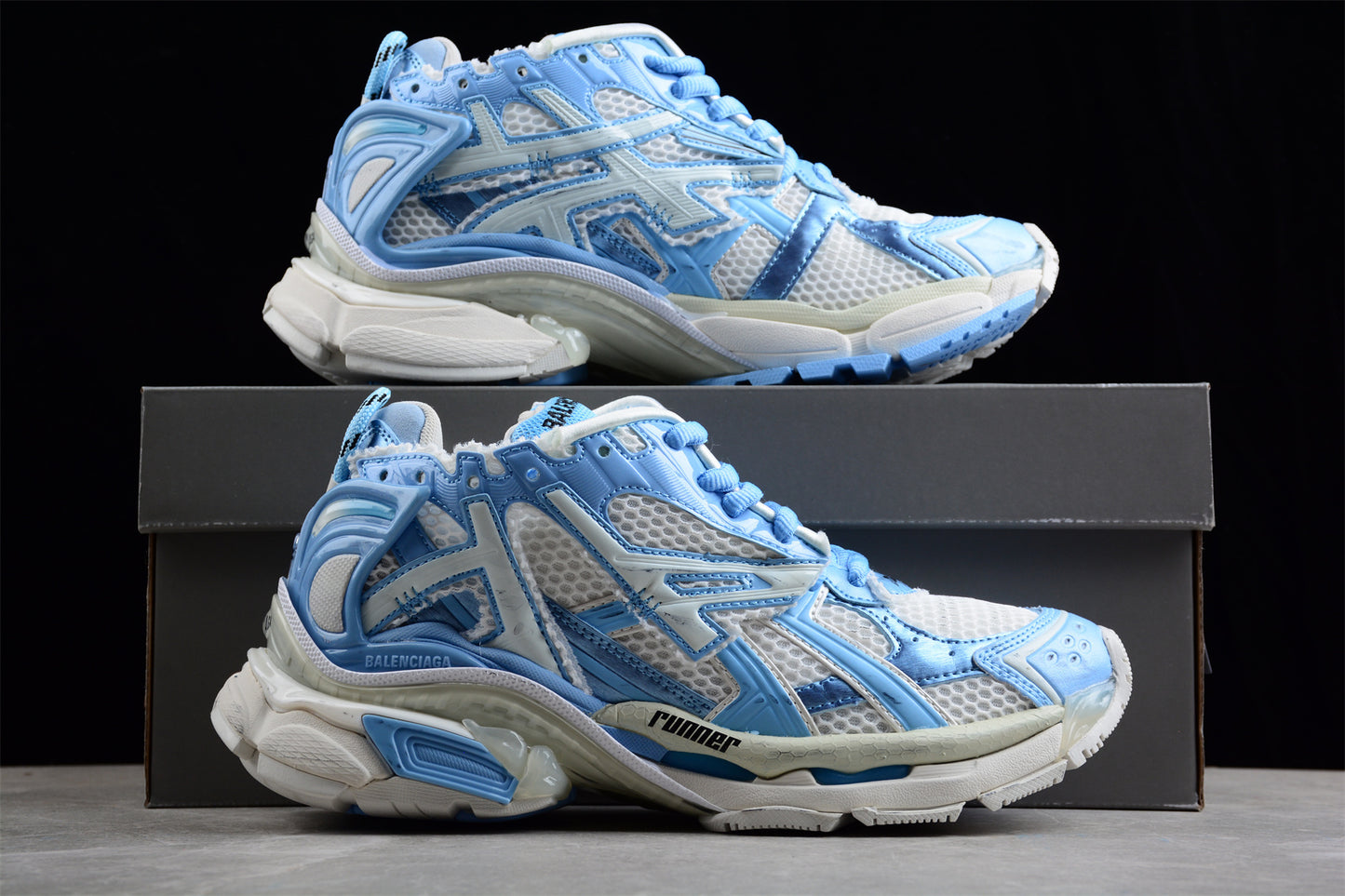 Balenciaga Runner Kith Four.Color 7.0 21ss W3RB29744