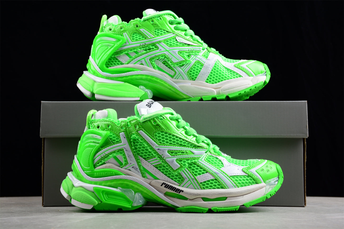 Balenciaga Runner Kith Four.Color 7.0 21ss W3RBM3590