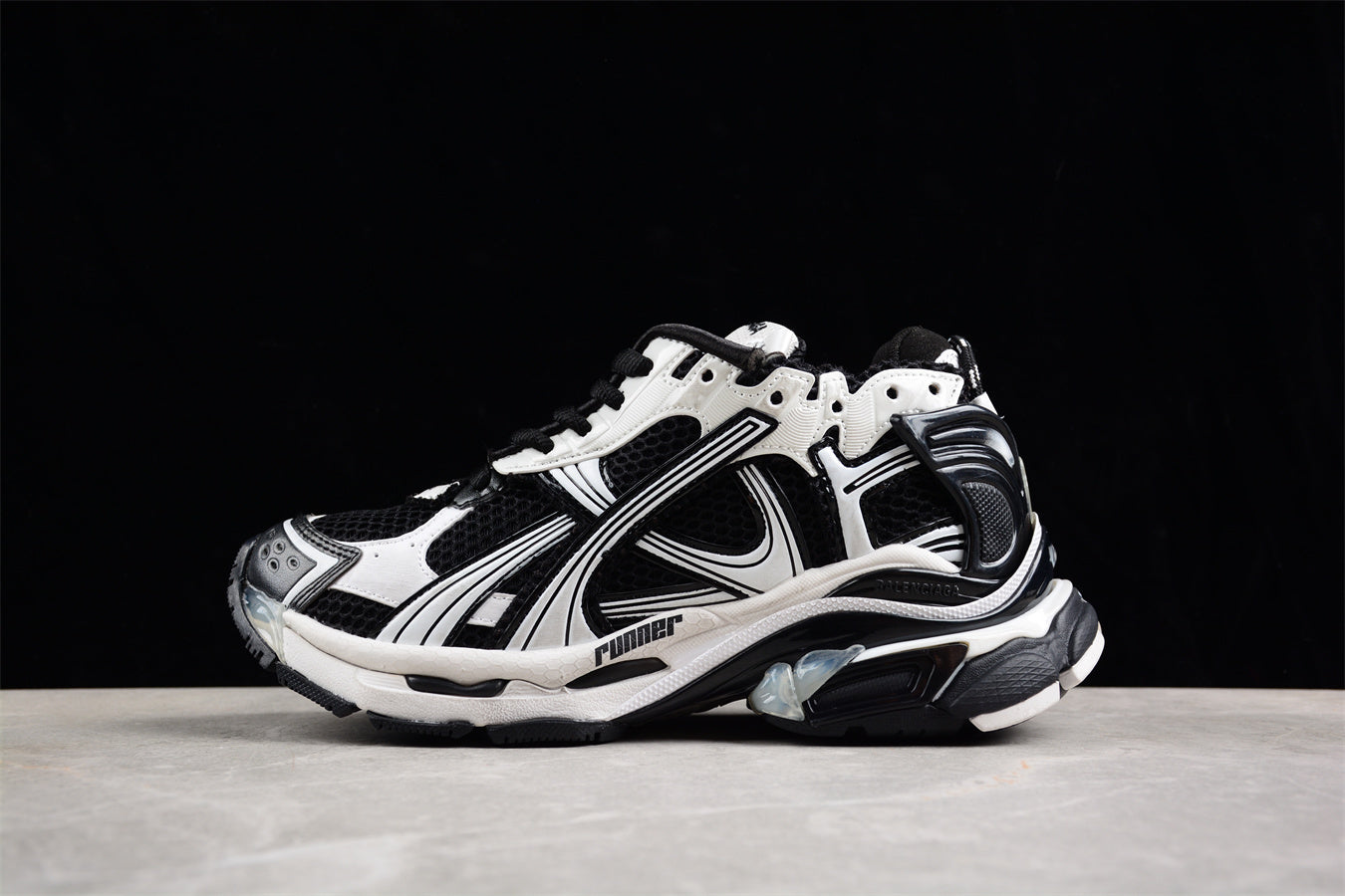 Balenciaga Runner Kith Four.Color 7.0 21ss W3RNY0120