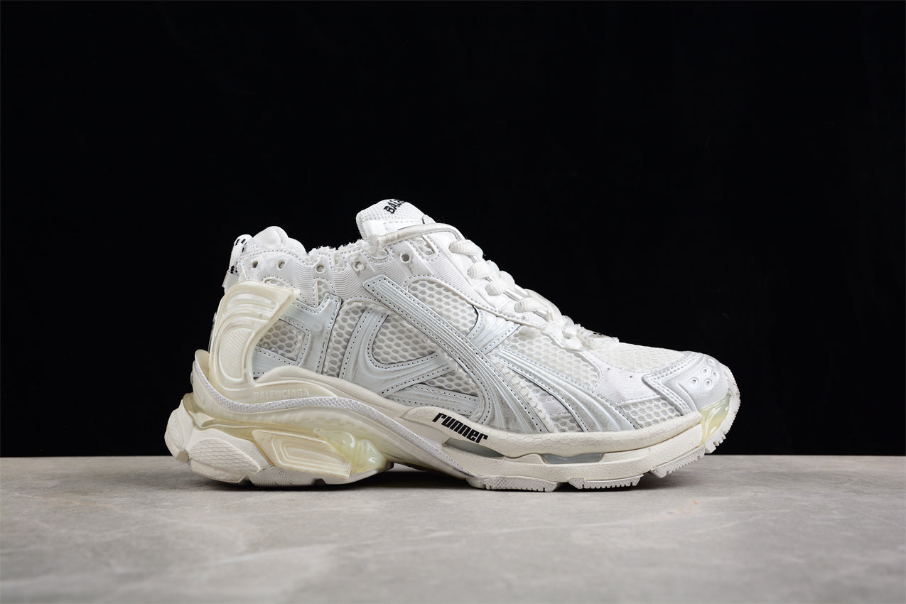 Balenciaga Runner Kith Four.Color 7.0 W3RBW0102