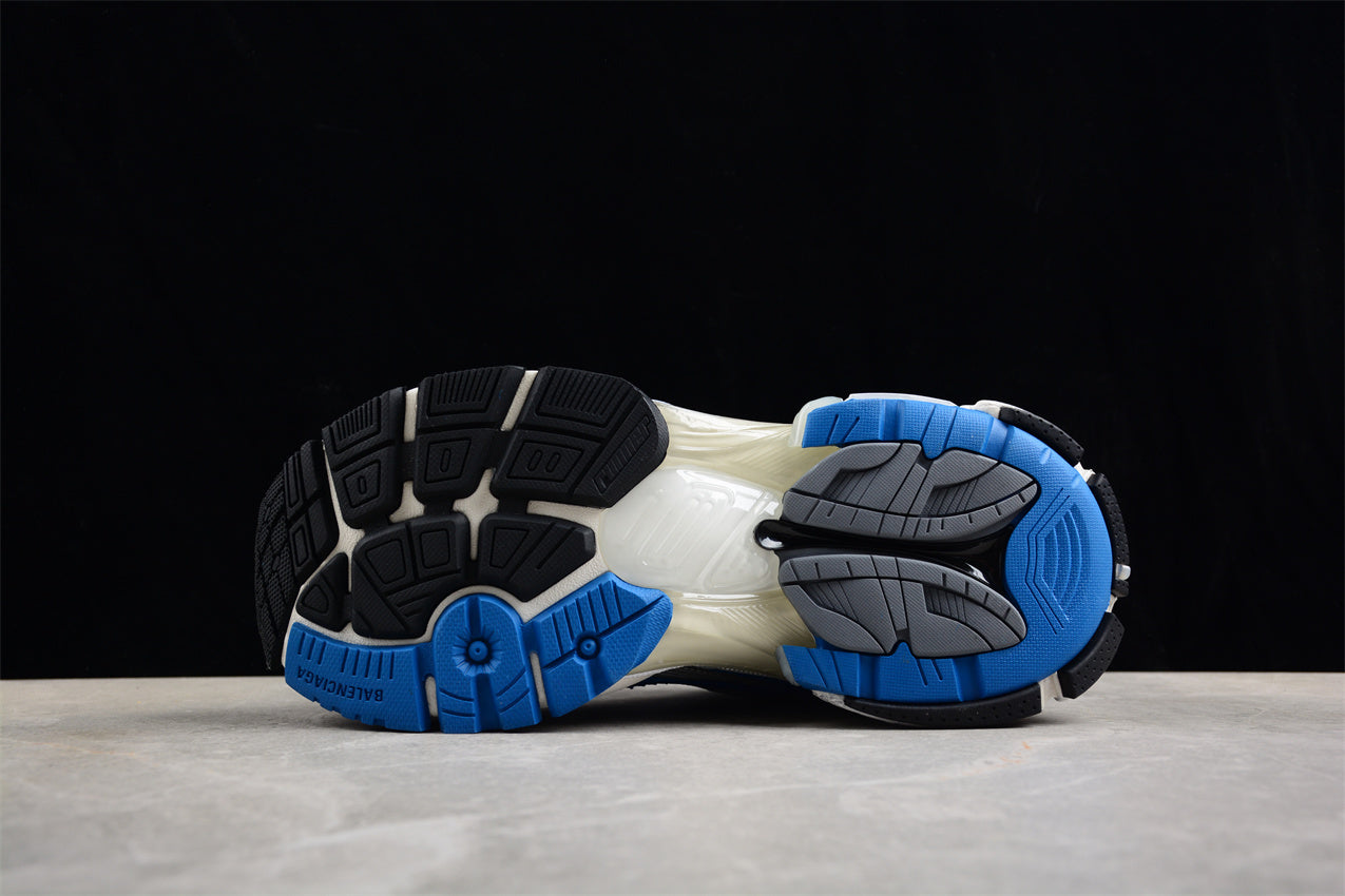 Balenciaga Runner Kith Four.Color 7.0 W3RBW0575