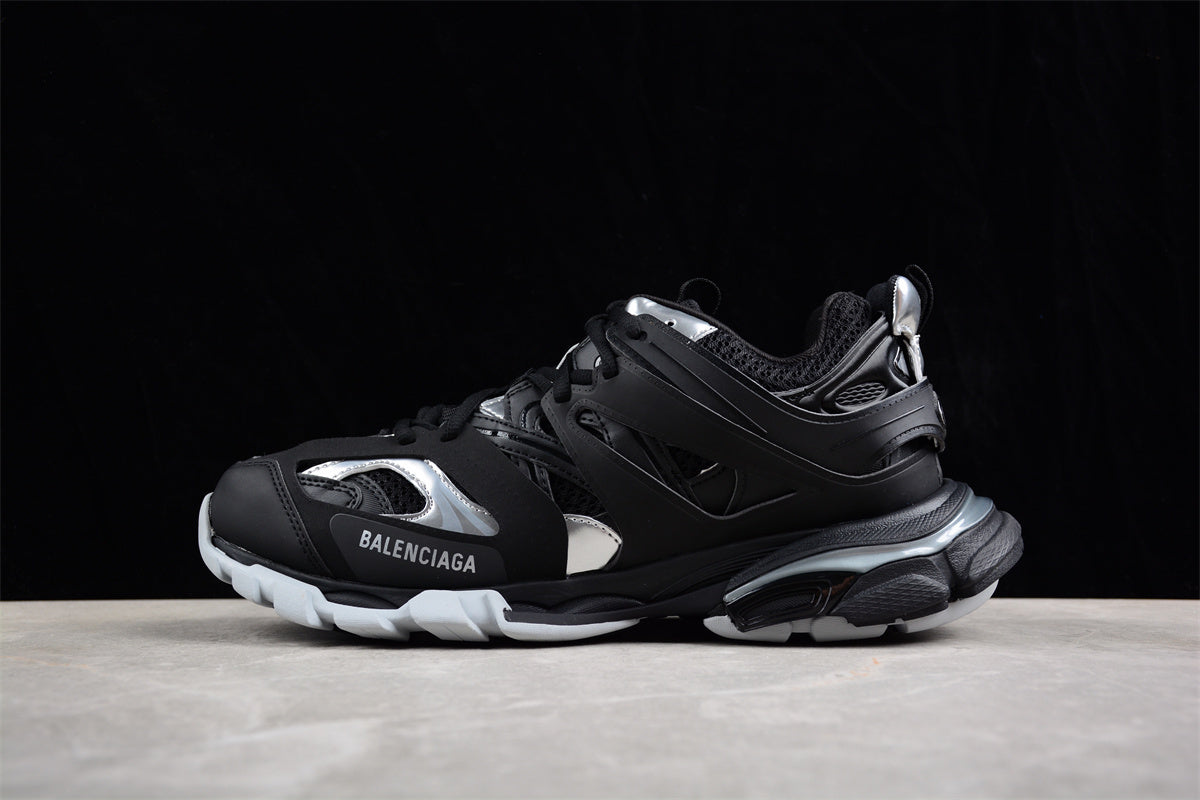 Balenciaga Track Sneaker W2FSC1081