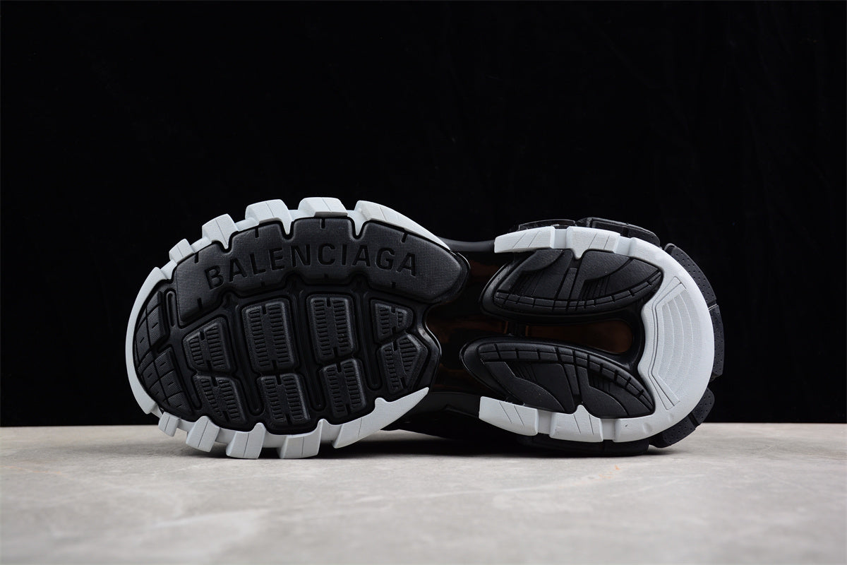 Balenciaga Track Sneaker W2FSC1081