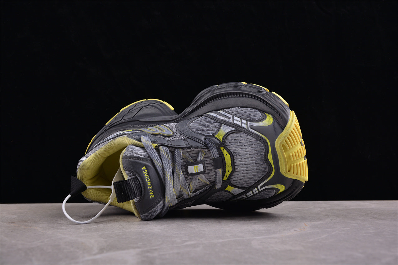 Balenciaga Track Sneaker W2MV20511