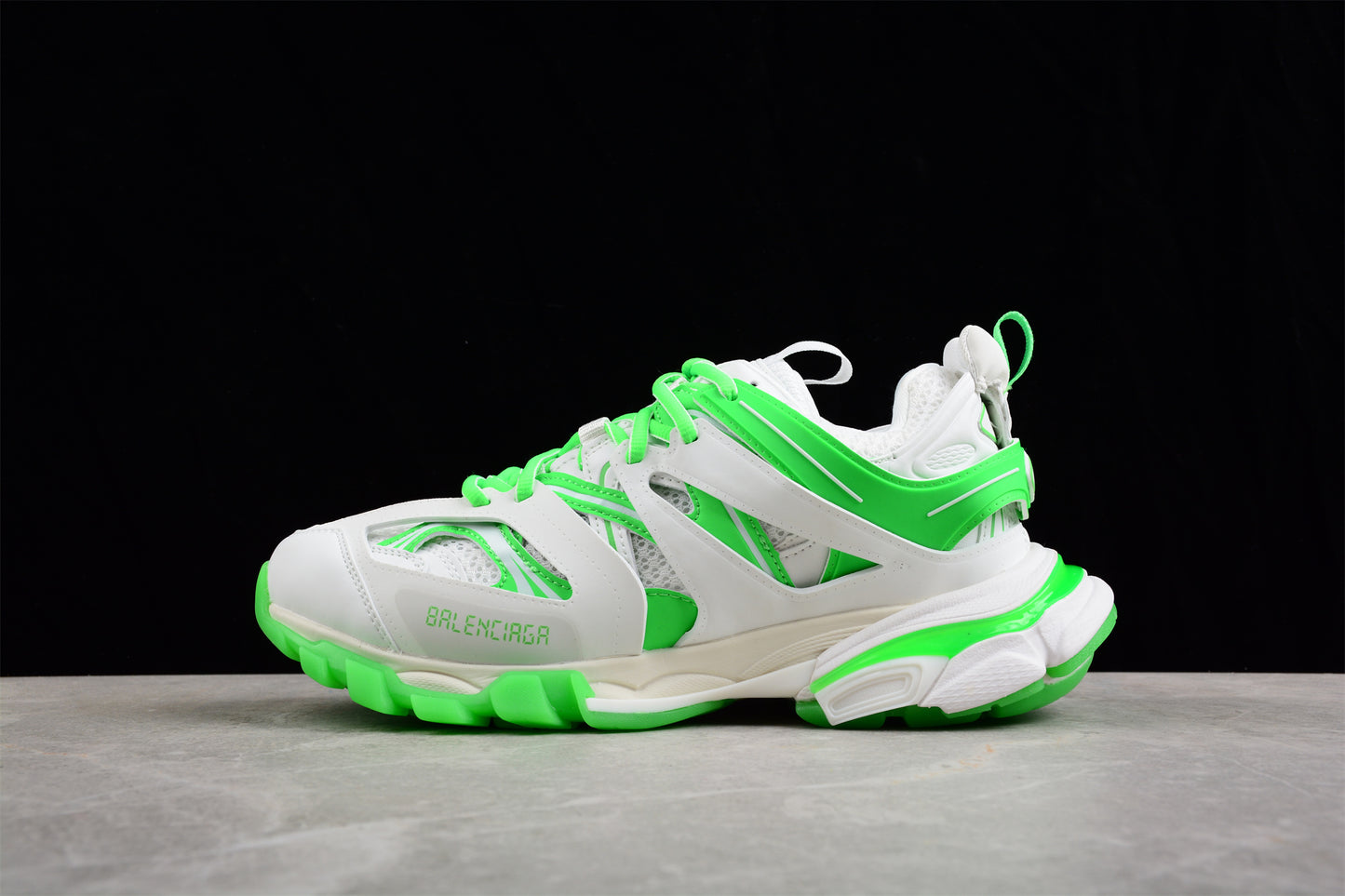 Balenciaga Track Sneaker W3RL19035
