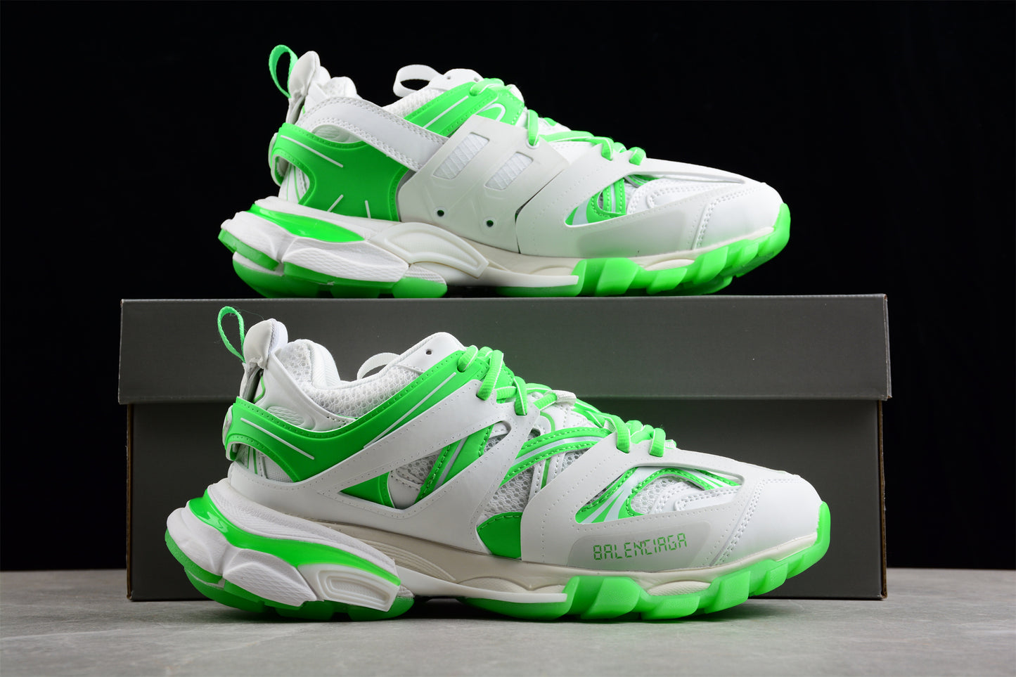 Balenciaga Track Sneaker W3RL19035