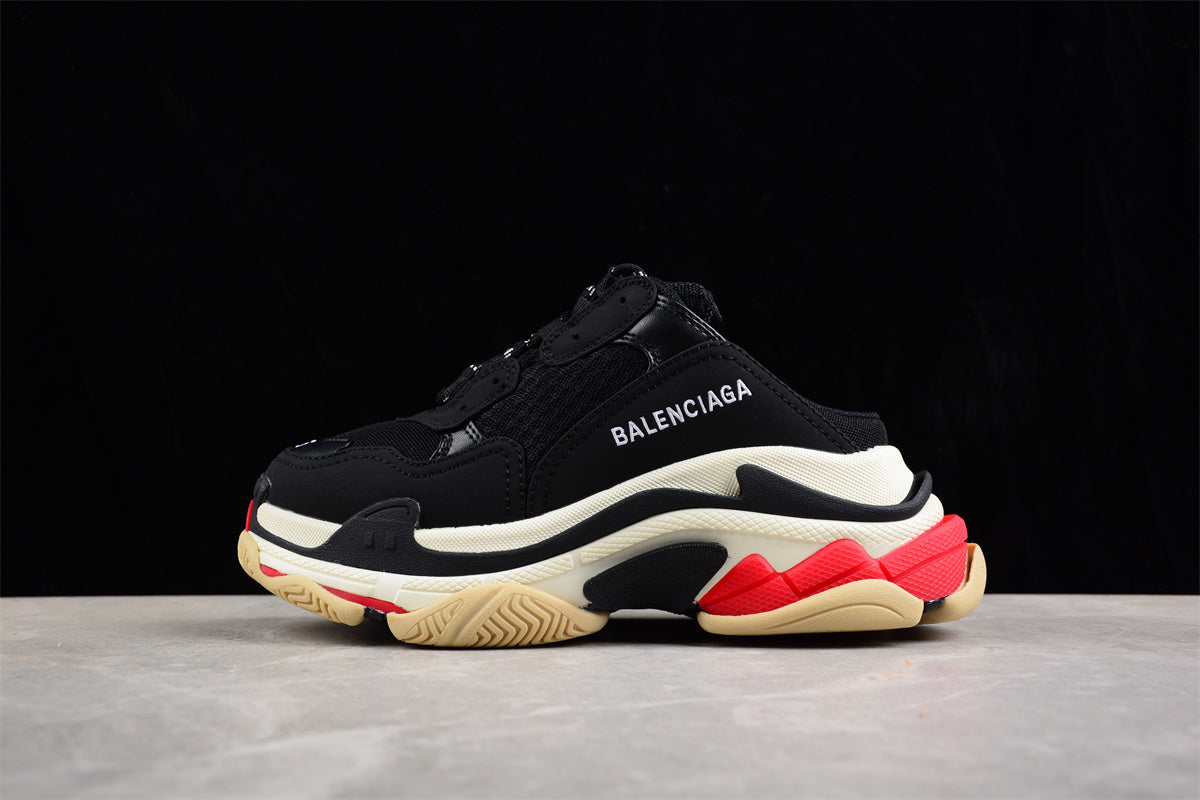 Balenciaga Triple S Sneaker W09O11000