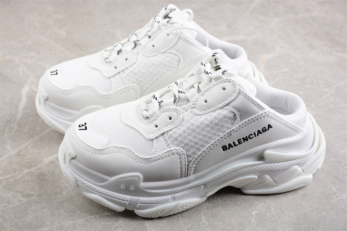 Balenciaga Triple S Sneaker W2F50125