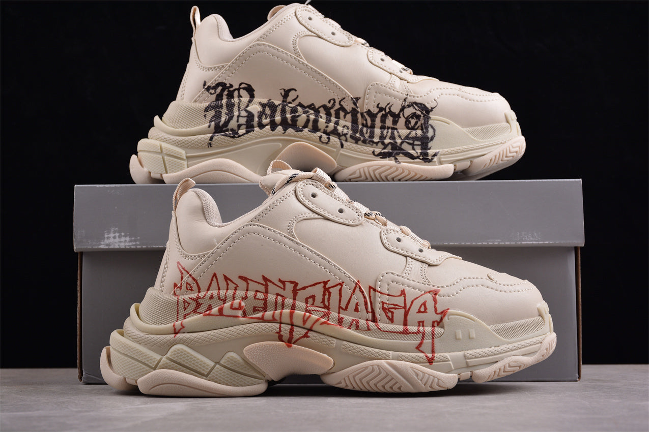 Balenciaga Triple S Sneaker W2FAY9016