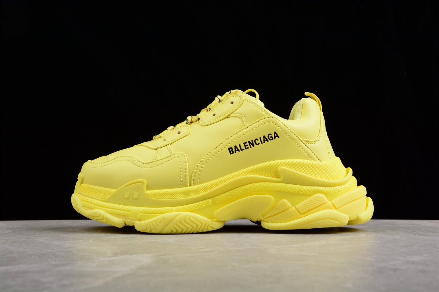 Balenciaga Triple S W1FB62308
