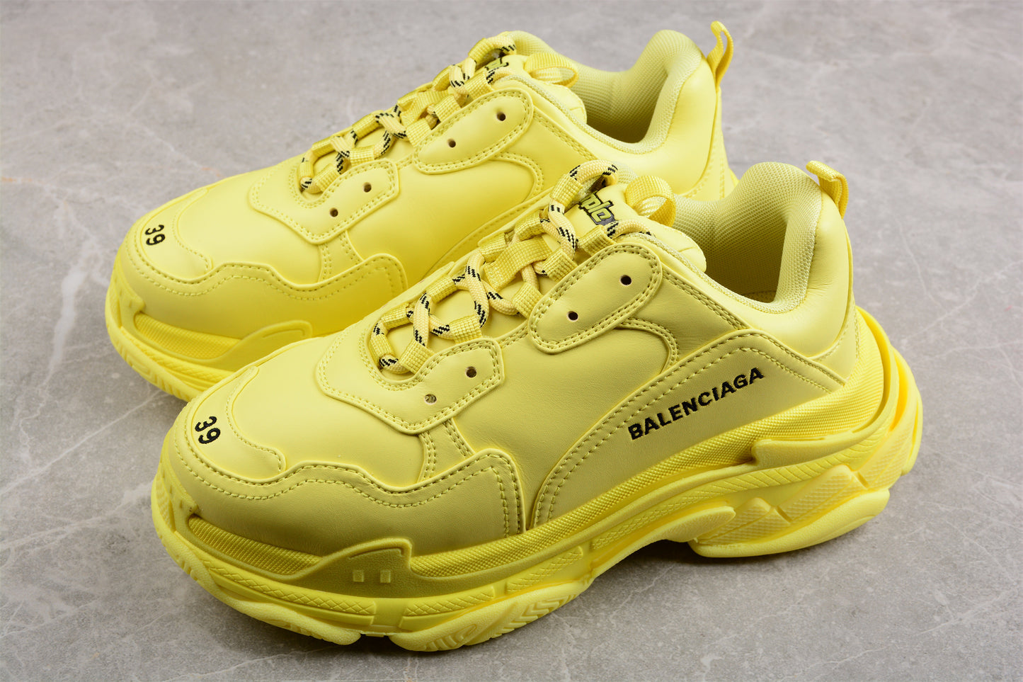 Balenciaga Triple S W1FB62308