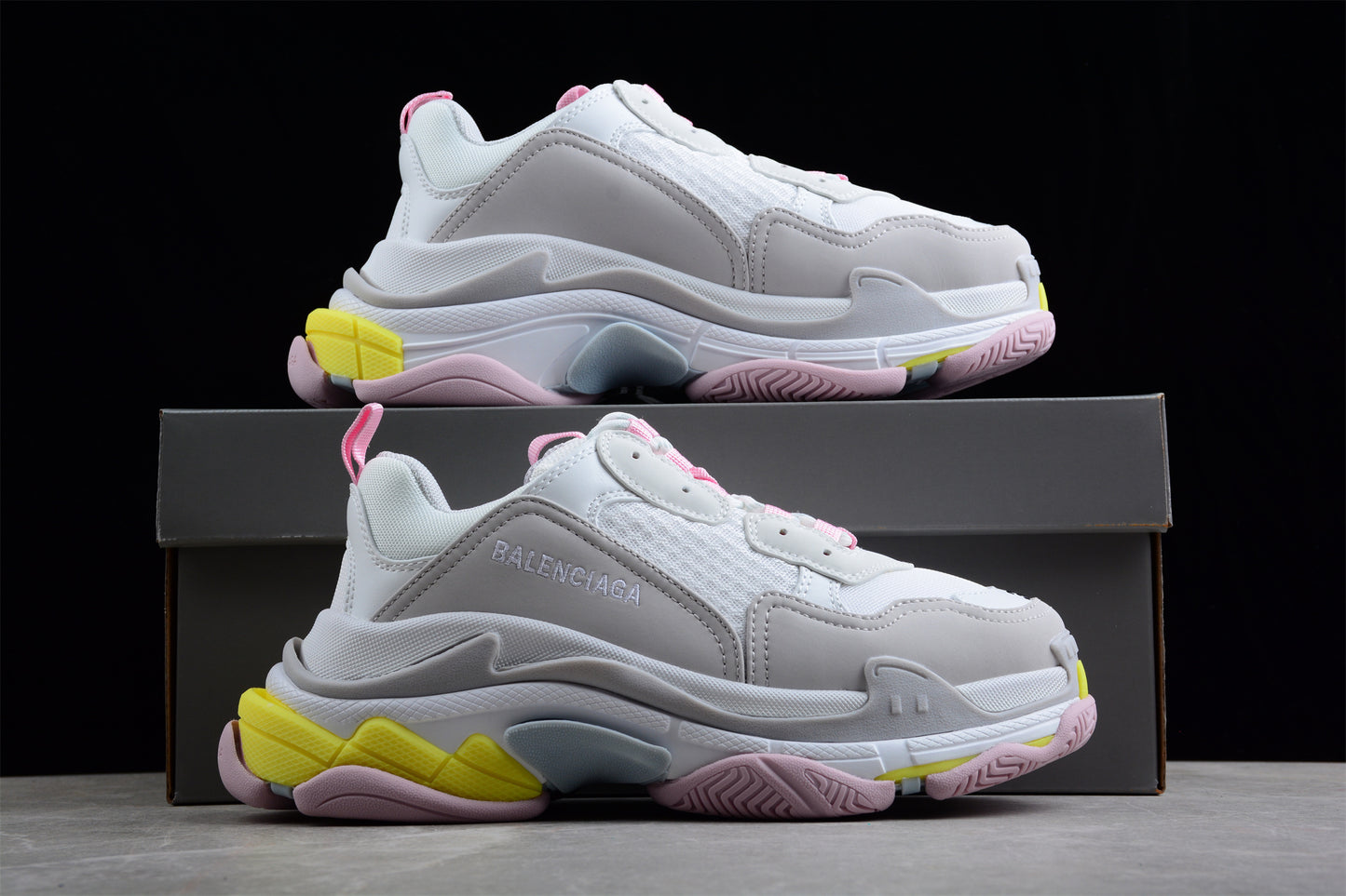 Balenciaga Triple S W2FW47541