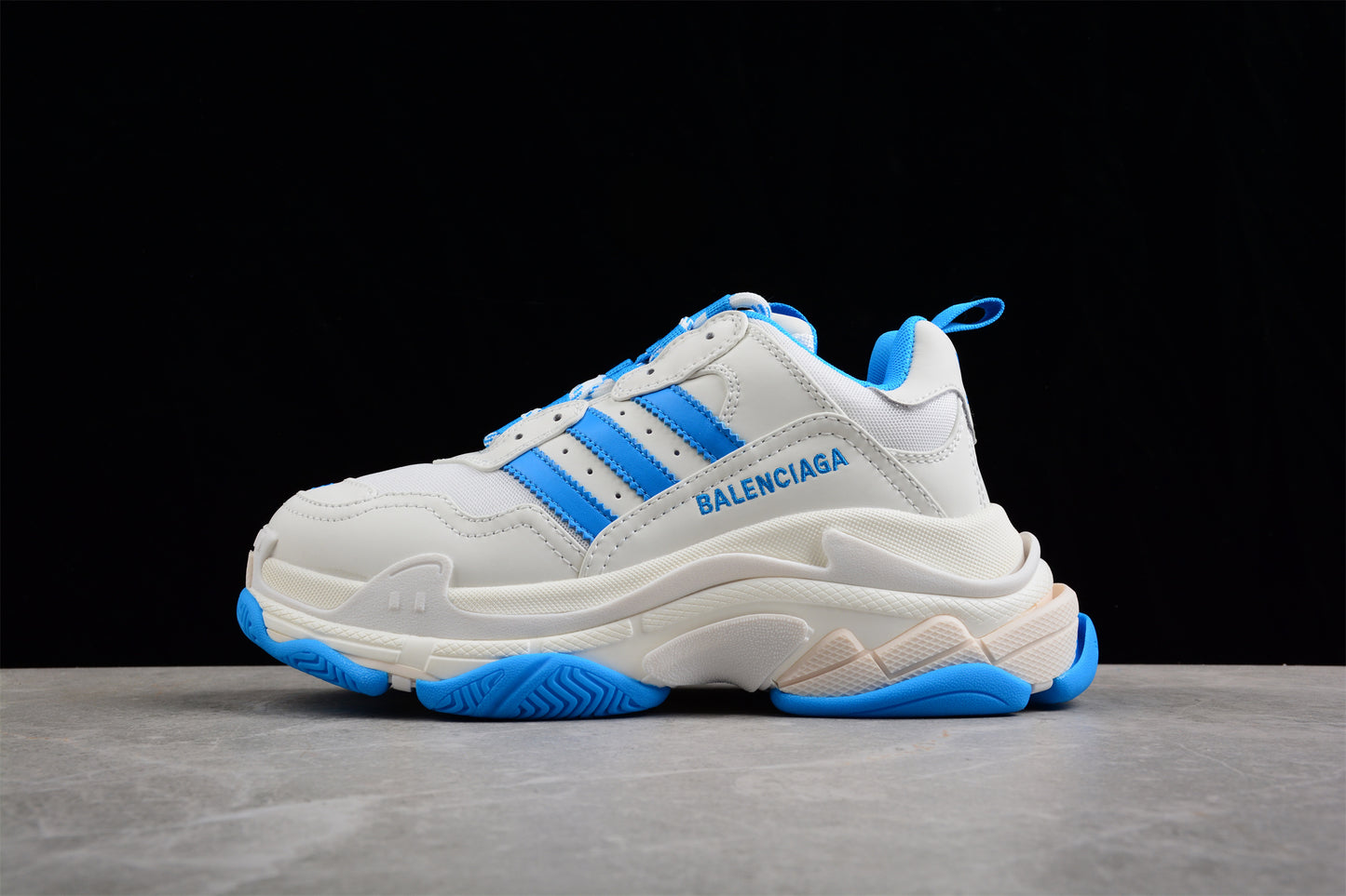 Balenciaga Triple S x Ad W2RB10562