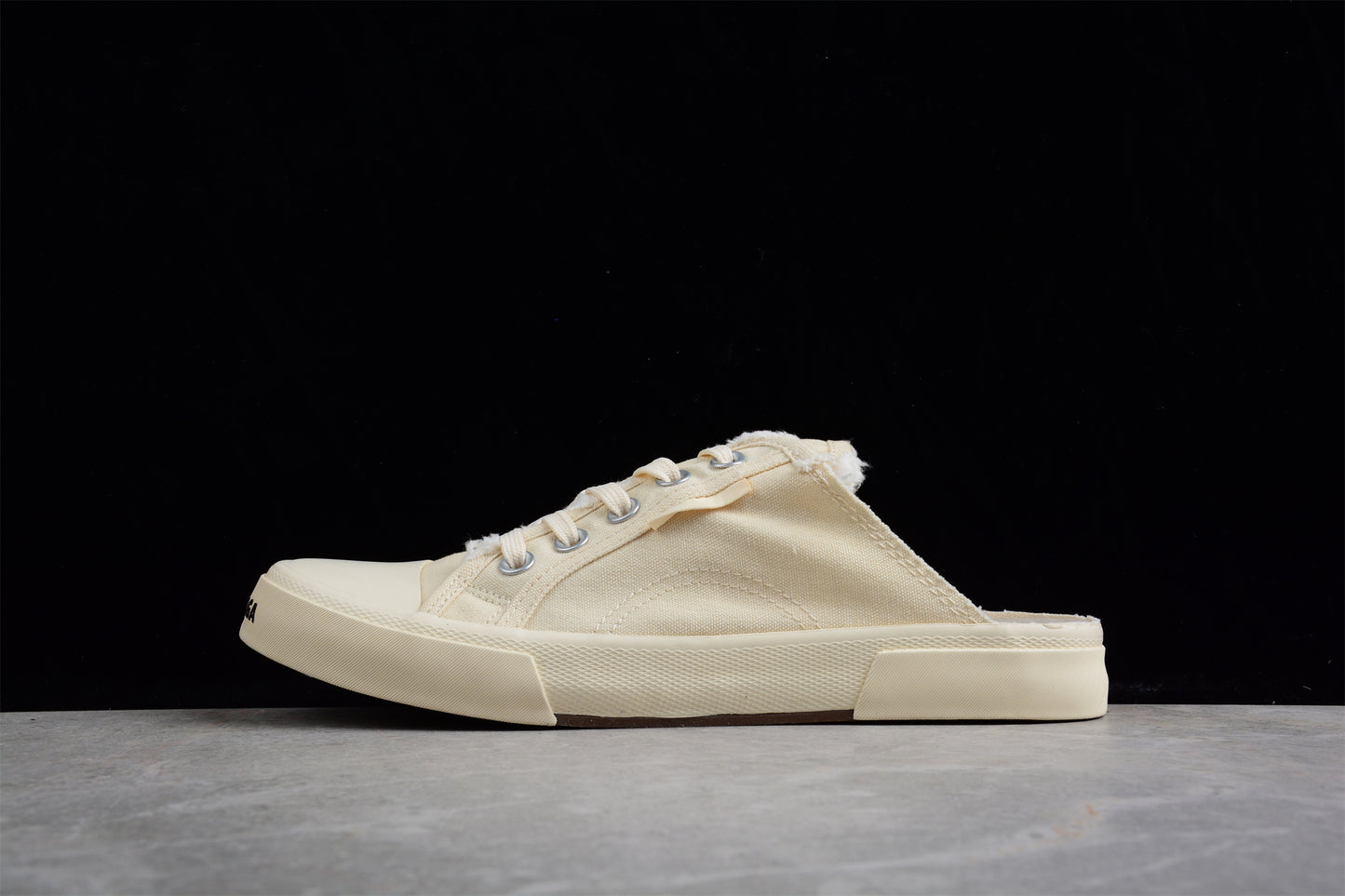 Balenciaga Vulc Destr Paris W3RC49092