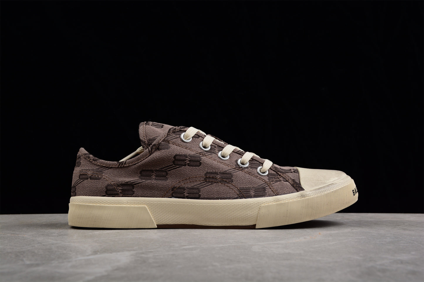 Balenciaga Vulc Destr W6RG20015